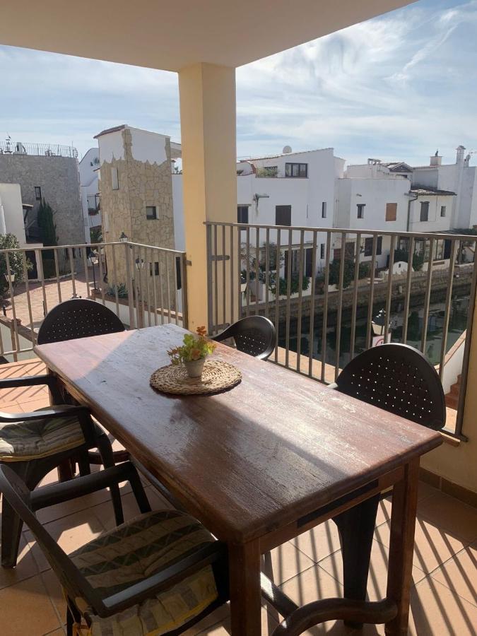 Waterside Apartment - Two Bedroom Empuriabrava Εξωτερικό φωτογραφία