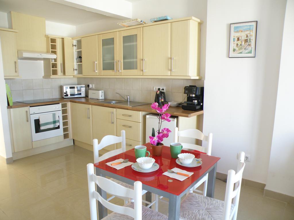 Waterside Apartment - Two Bedroom Empuriabrava Δωμάτιο φωτογραφία